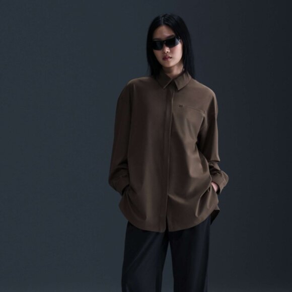 NWT NIKE $130 PerfectStretch Women's Dri-FIT Oversized Long-Sleeve Top Brown M - Picture 4 of 9